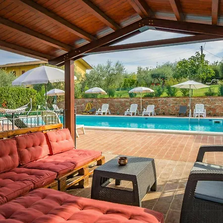 With Views Of Trasimeno * Gioiella